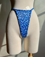 Load image into Gallery viewer, Vintage 1990's Leopard Print Dress