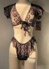 Load image into Gallery viewer, Vintage 1990's Butterfly Mesh Set