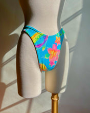 Load image into Gallery viewer, Vintage 1990's Fish Print Bikini