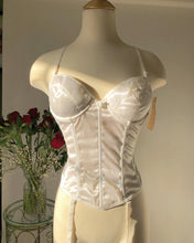 Load image into Gallery viewer, Vintage 1990's White Bustier