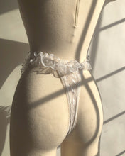 Load image into Gallery viewer, Vintage 1990's Babydoll & Thong Set