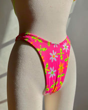 Load image into Gallery viewer, Vintage 1990's Flower Bikini