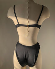 Load image into Gallery viewer, Vintage 1990's Tropical/Black Bikini