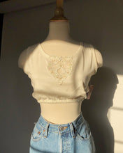 Load image into Gallery viewer, Vintage 1980's Ivory Crop Top