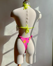 Load image into Gallery viewer, Vintage 1990's Butterfly/Dragonfly Bikini