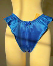 Load image into Gallery viewer, Vintage 1990's Bloomer Panties