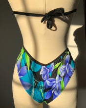 Load image into Gallery viewer, Vintage 1990's Tropical 3 Piece Bikini Set
