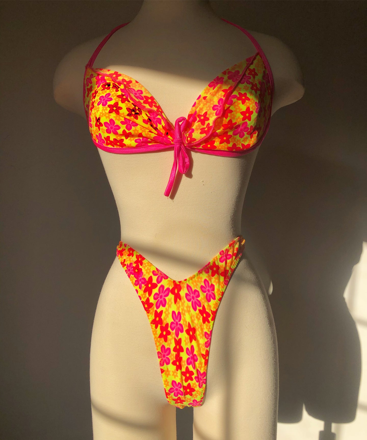 Vintage 1990's Flower 3 Piece Bikini Set